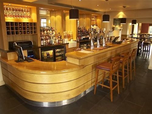 The Cadogan Arms Hotel Ingham  ภายนอก รูปภาพ